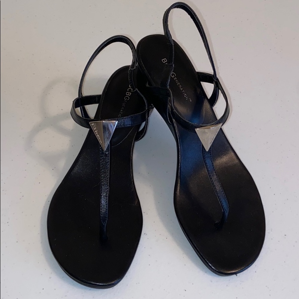 ⭐️BCBG Sandals